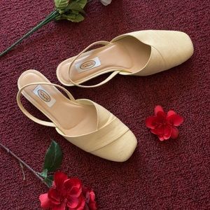 Talbots yellow flats